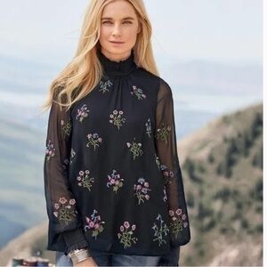 Sundance Fleur Flare Black Floral Embroidery Blouse